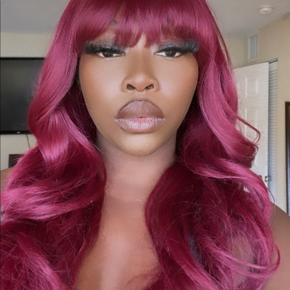 Meet your Posher, Krystal - Picture 2 of 3